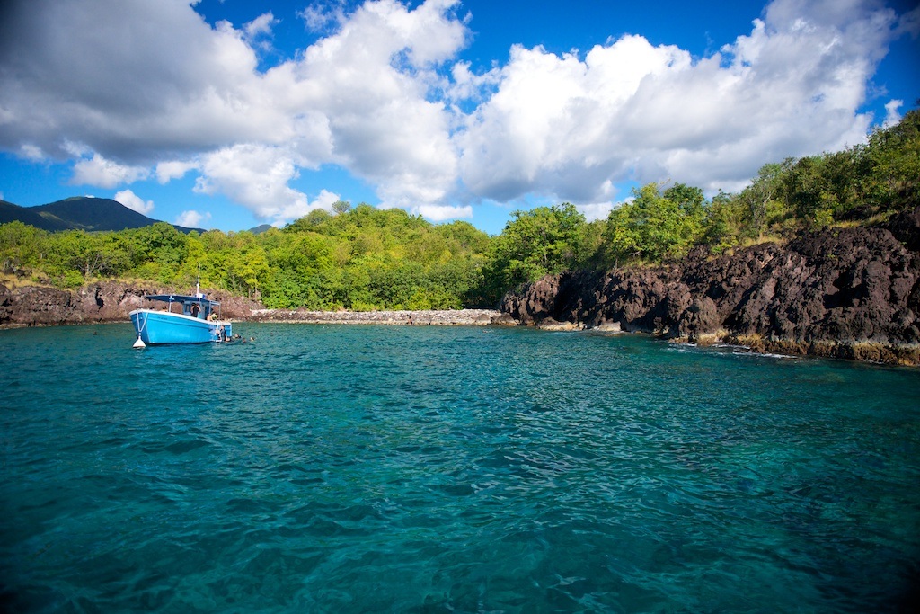 Dive boat off Les Ilets Pigeon